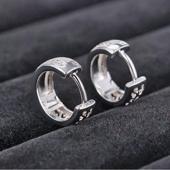 Elegant 925 Silver Hoop Earrings White Sapphire - Picture 4 of 5